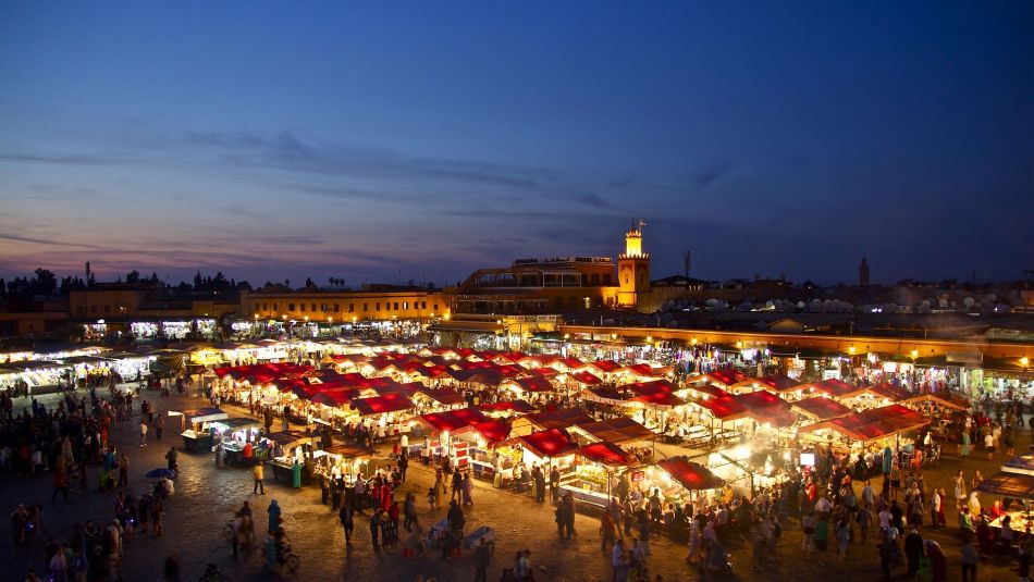 Un soir sur la place Jemaa el Fna de Marrakech découverte Un soir sur la place Jemaa el Fna de Marrakech découverte
